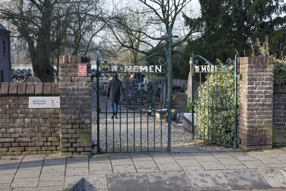 Dutch War Grave Roman Catholic Cemetery St. Hubertus Ooij #4