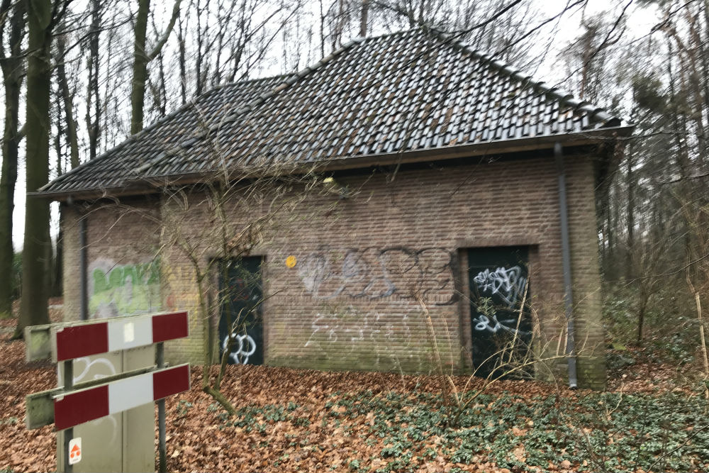 Elektriciteitsgebouw Vliegveld Twente #2