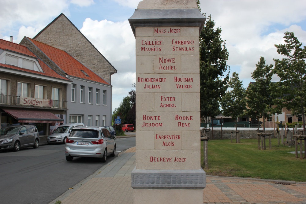 War Memorial Alveringem #4