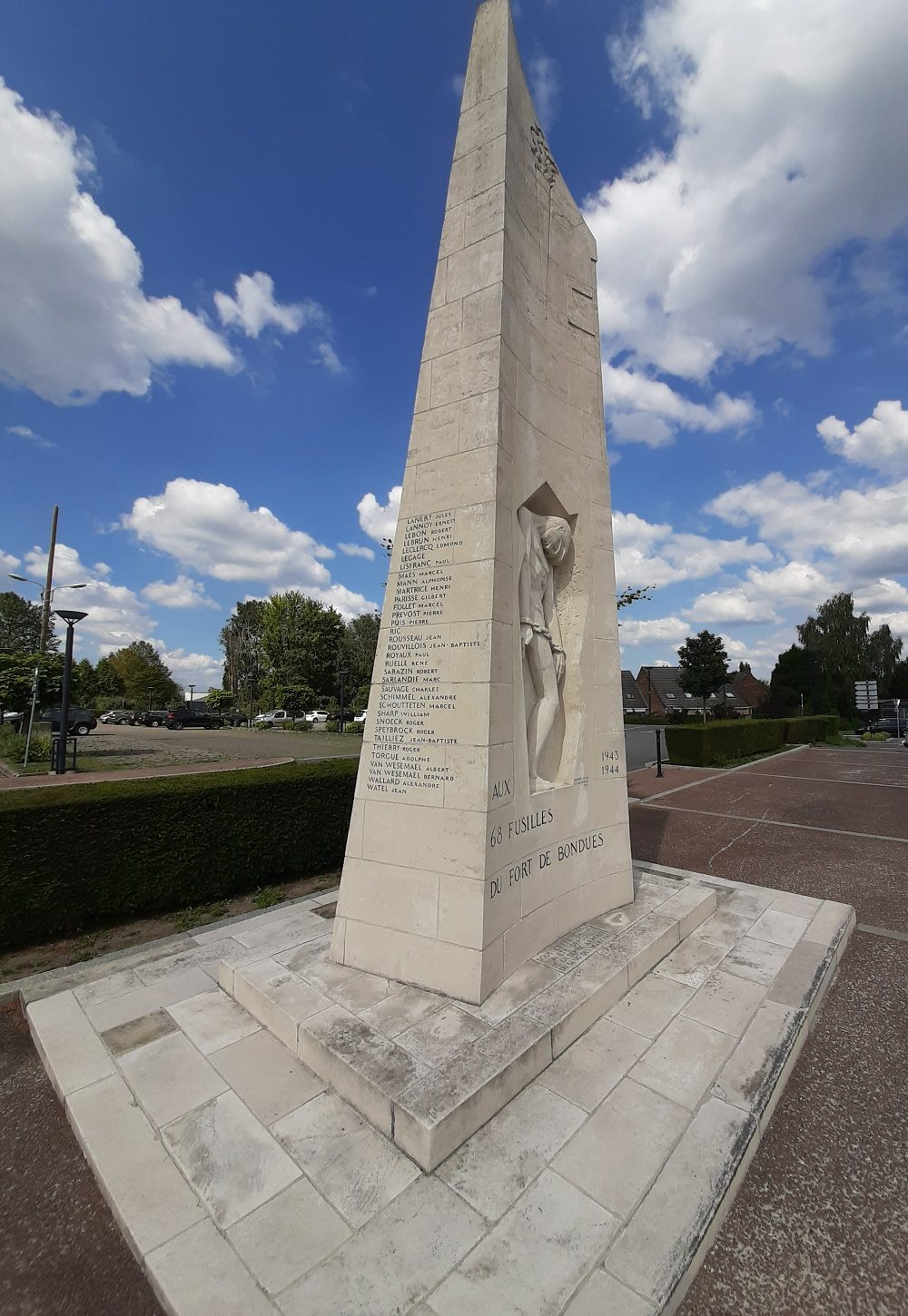 Monument Gefusilleerden Bondues #3