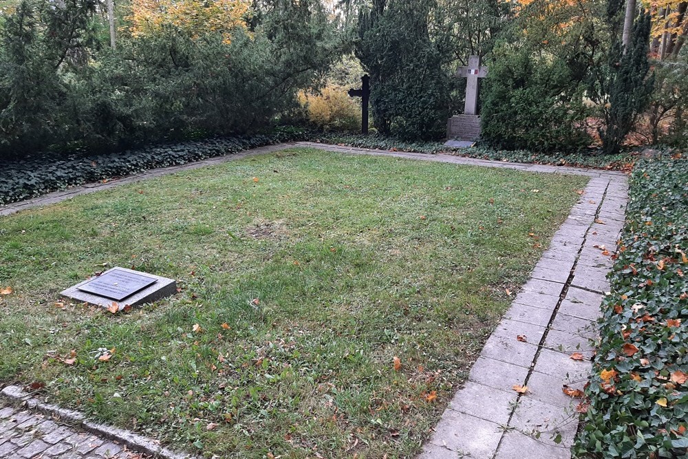 French War Graves Erfurt