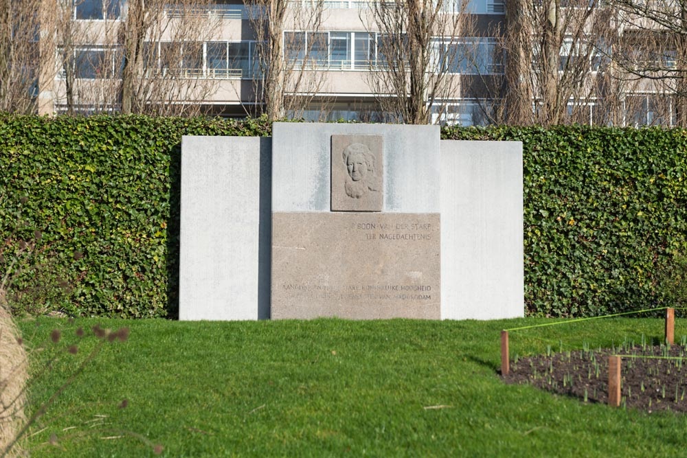 Memorial Bep Boon-van der Starp in Madurodam Den Haag #1