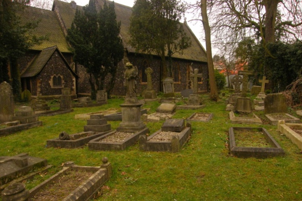 Oorlogsgraven van het Gemenebest St. John Churchyard #1