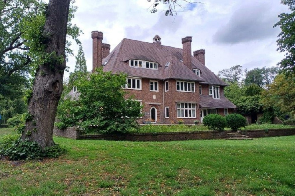 Het Grote huis, Location 's Koonings Jaght, SIZA.