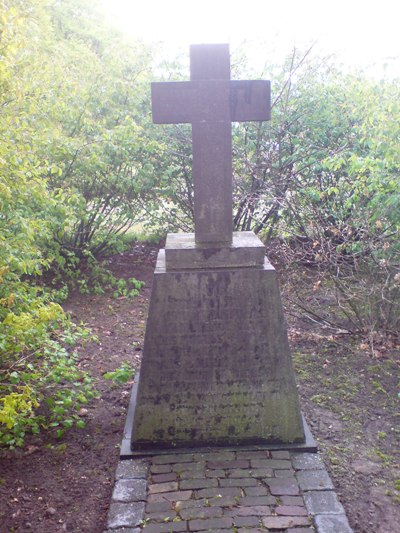 Monument Omgekomen Verzetsmensen #1