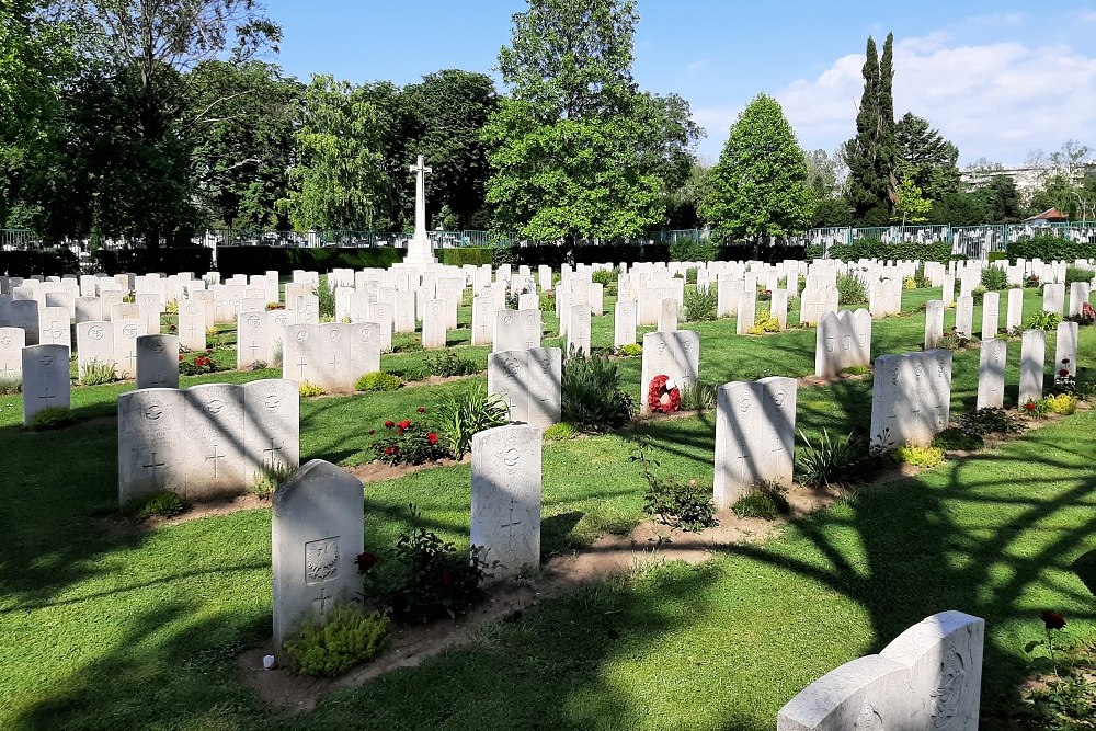 Commonwealth War Cemetery Belgrade #2