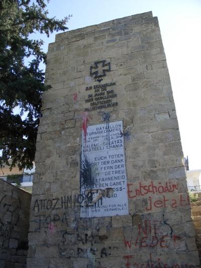 Duits Monument 'Germaanse Vogel' #1