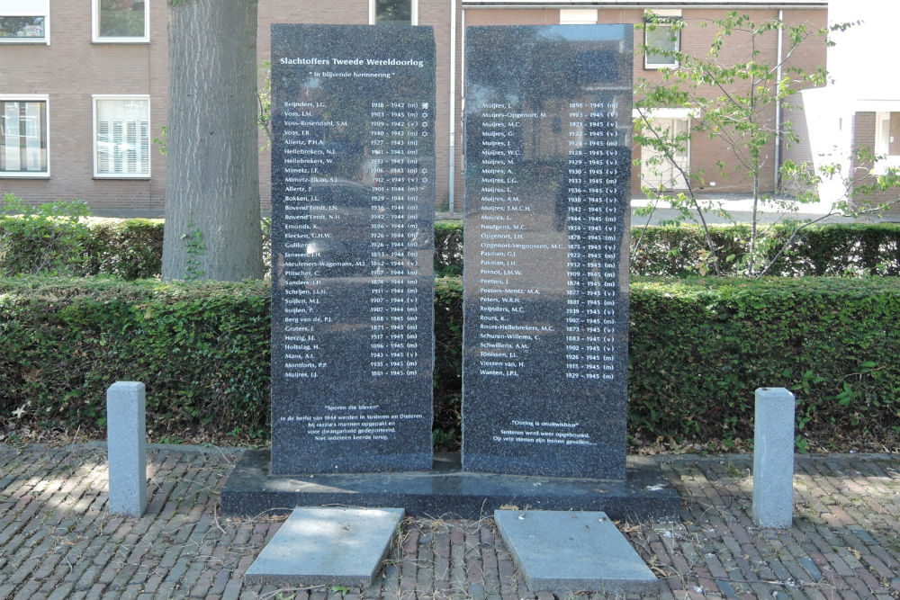 Monument 'Sporen die Bleven' Susteren