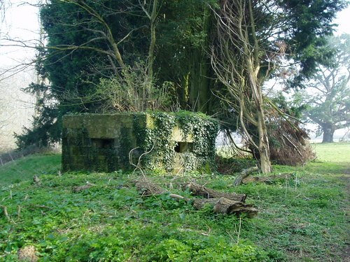 Pillbox FW3/22 Axminster