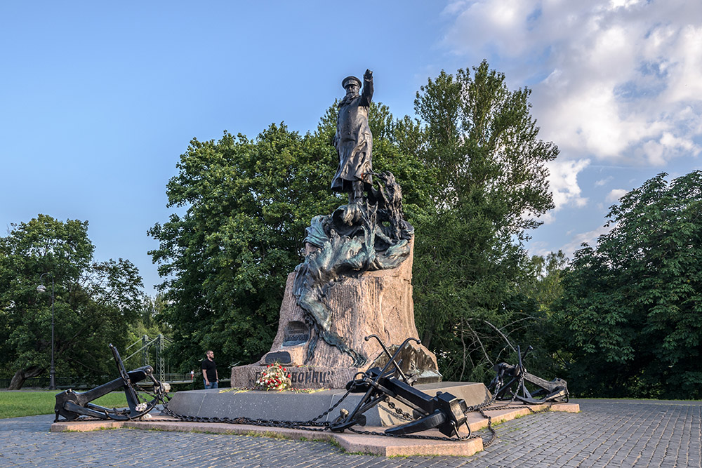 Monument Admiraal Stepan Makarov