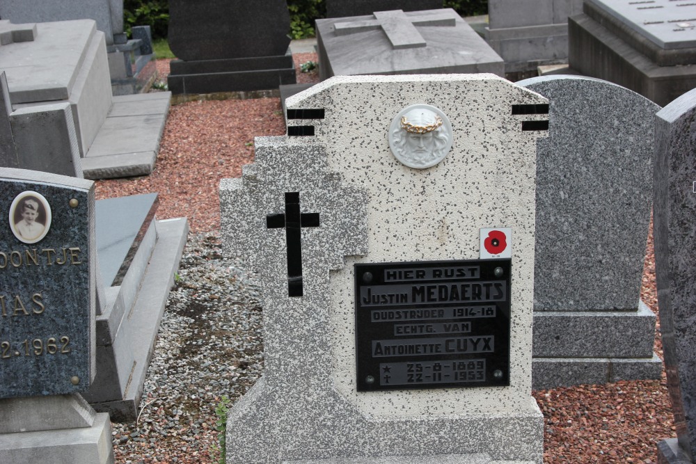 Belgian Graves Veterans Guigoven #4