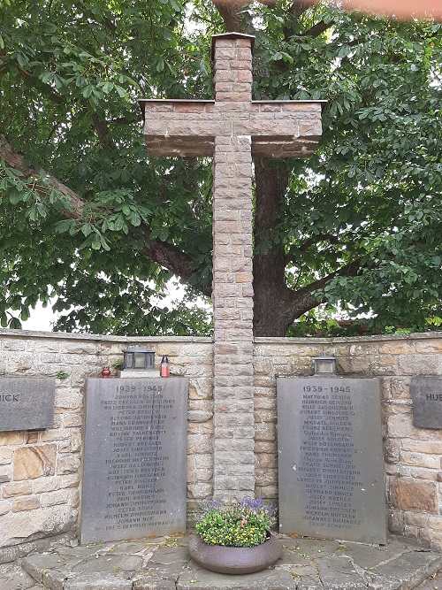 War Memorial Nöthen #4