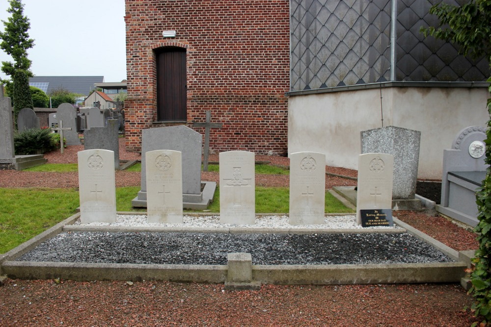 Commonwealth War Graves Gijzelbrechtegem #2