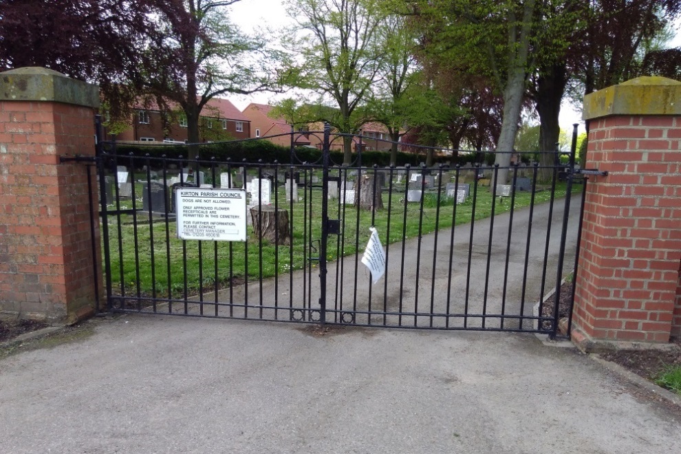 Commonwealth War Graves Kirton New Cemetery