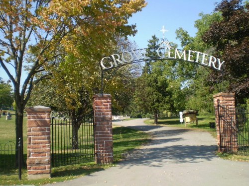 Commonwealth War Graves Grove Cemetery #1