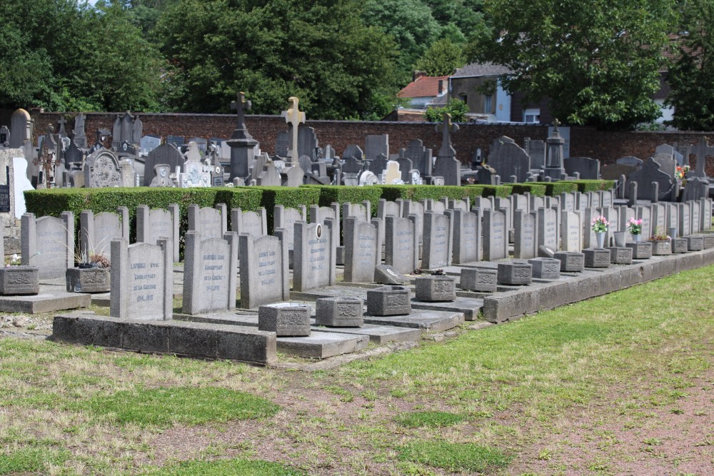 Belgian Graves Veterans Châtelineau Cimetière du Centre #3