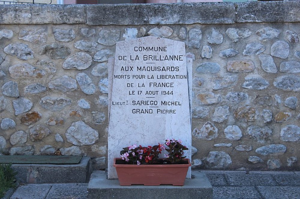 Monument Omgekomen Verzetsstrijders La Brillanne #1