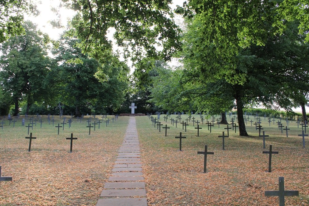 Duitse Oorlogsbegraafplaats Ville-devant-Chaumont #1