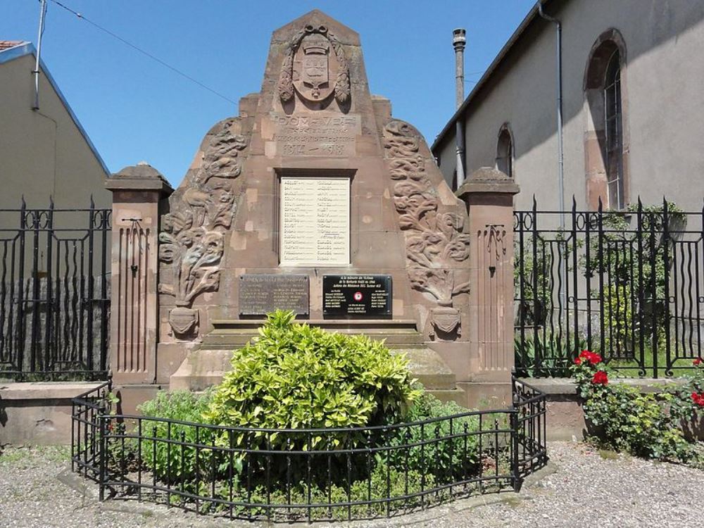 Oorlogsmonument Domvre-sur-Vezouze #1