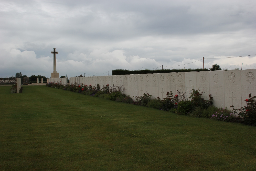 Commonwealth War Graves Queant Extension #2