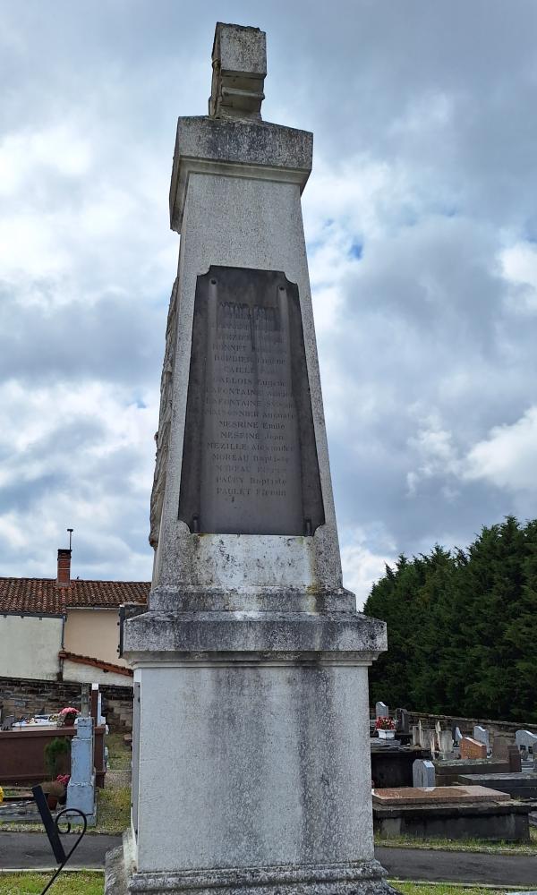 Oorlogsmonument Hiesse #3