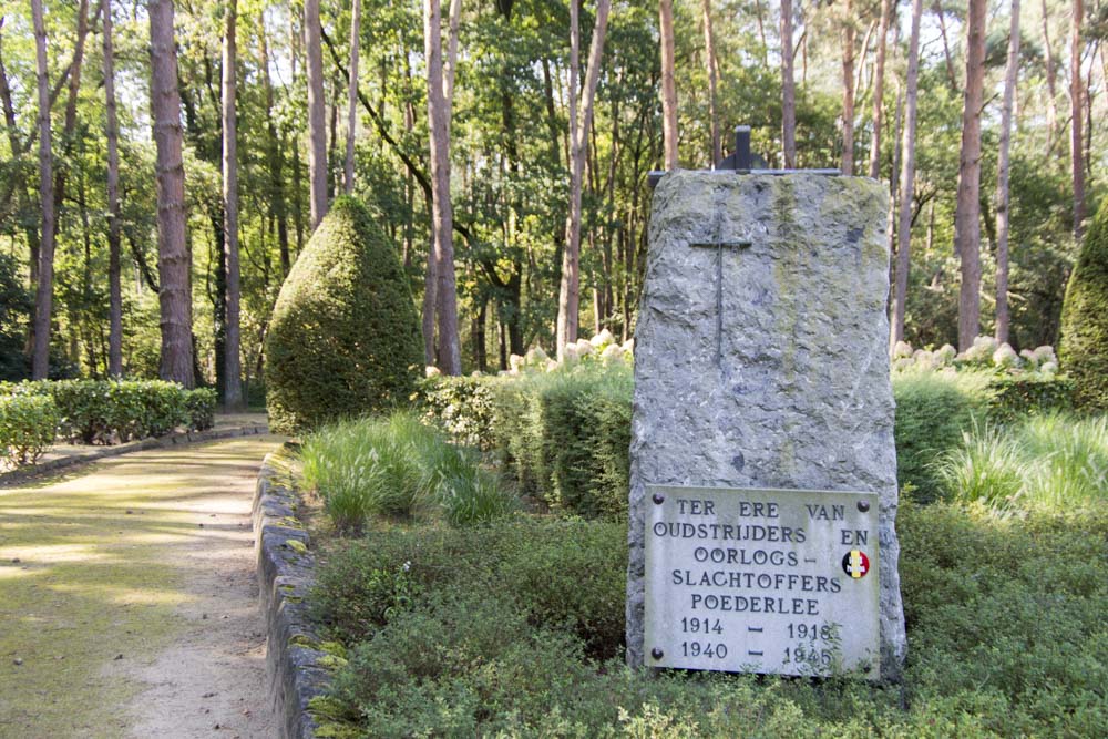Memorial Stone War Victims and Veterans Poederlee #2