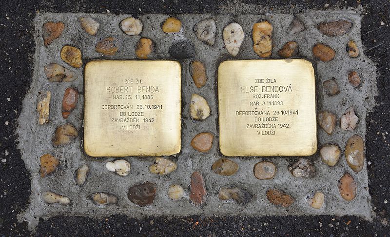 Remembrance Stones Na Okruhu 907/13