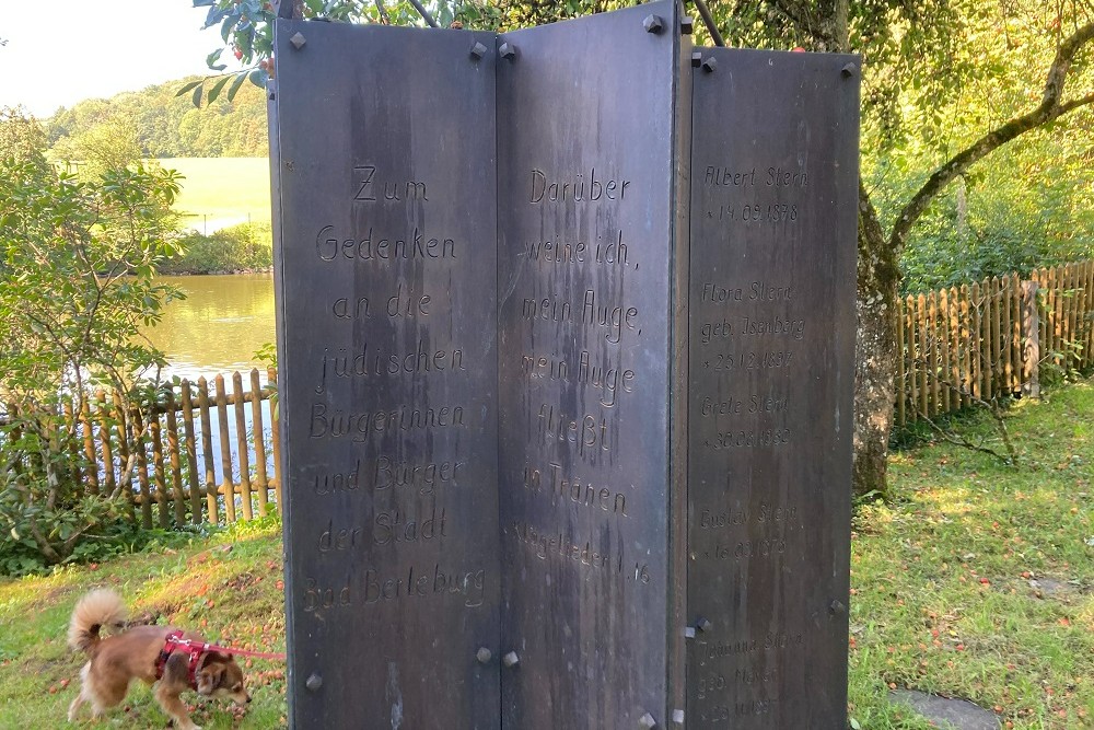 Monument Joodse Begraafplaats Bad Berleburg #2