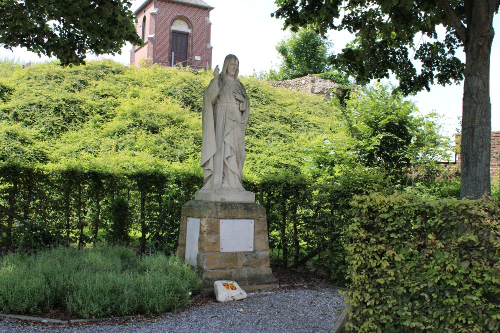 War Memorial - Holy Heart Statue Kessenich #1