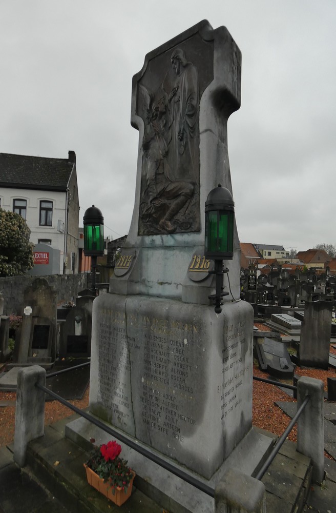 Oorlogsmonument Scheldewindeke #2