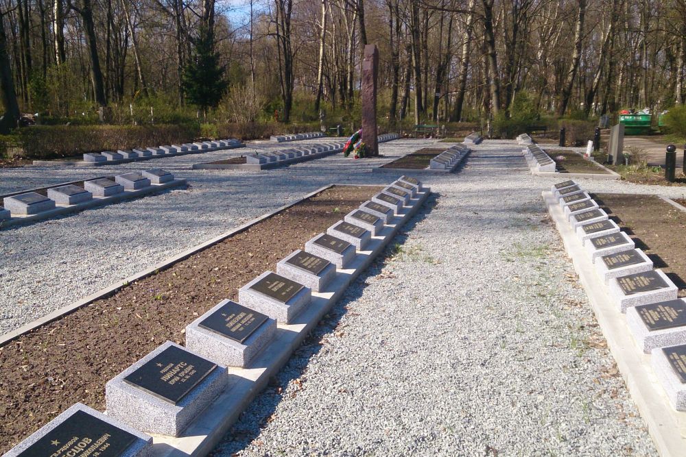 Soviet War Graves Ivanovskom #1