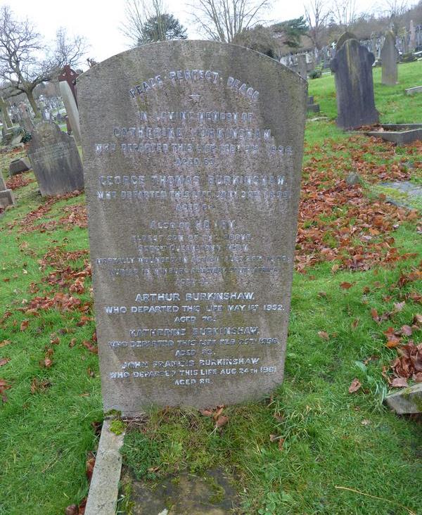 Commonwealth War Graves Putney Vale Cemetery #3