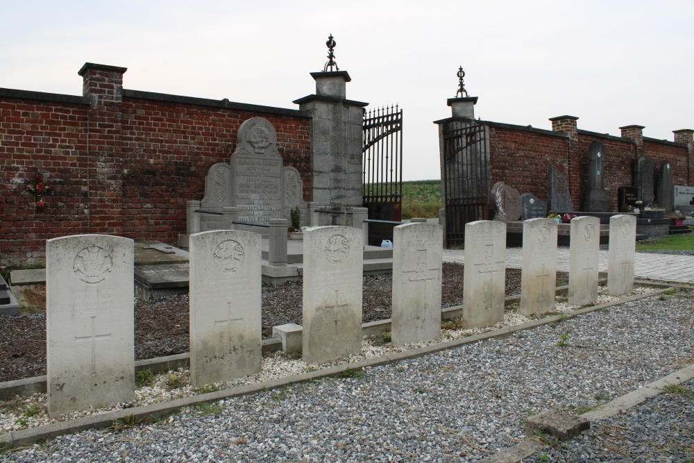 Oorlogsgraven van het Gemenebest Orcq #3