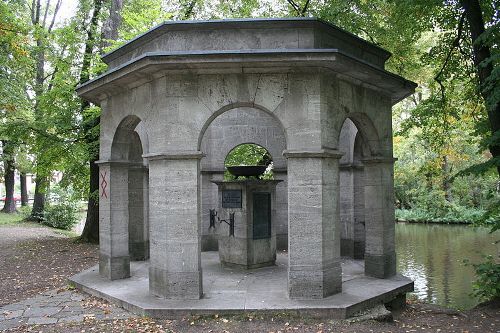 War Memorial Eibach #1