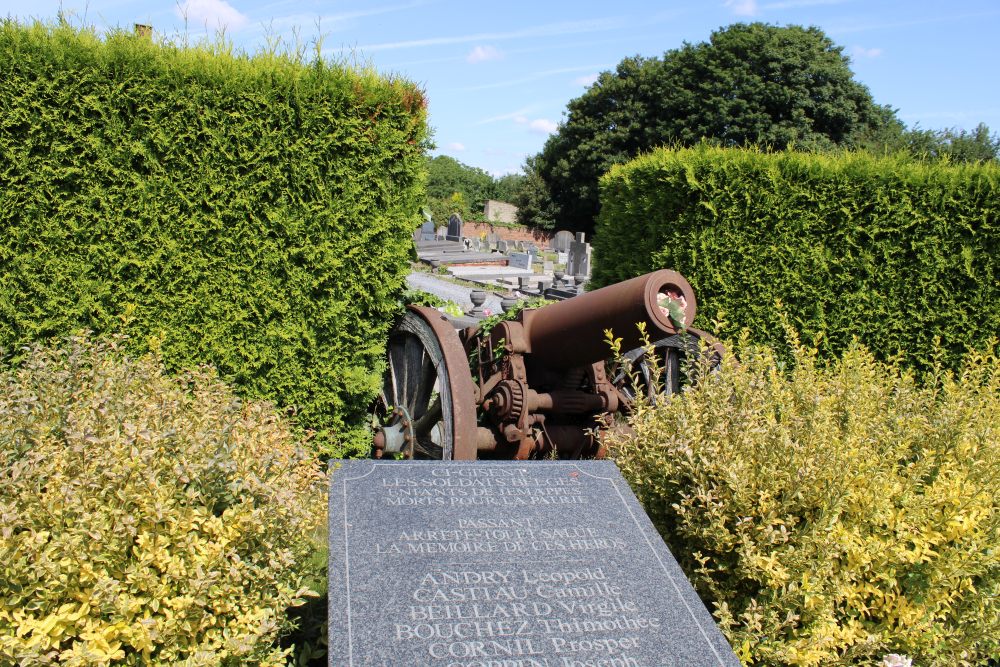 Monument Eerste Wereldoorlog Begraafplaats Jemappes #3