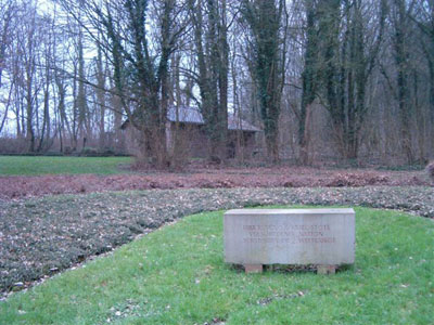 Duitse Oorlogsbegraafplaats Besch #3