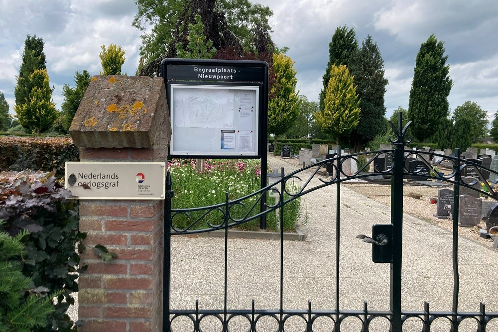 Dutch War Grave Nieuwpoort #3