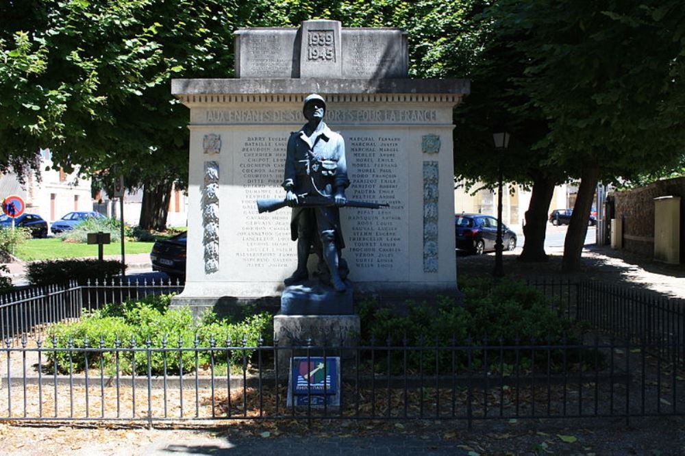 Oorlogsmonument Soisy-sur-Seine #1