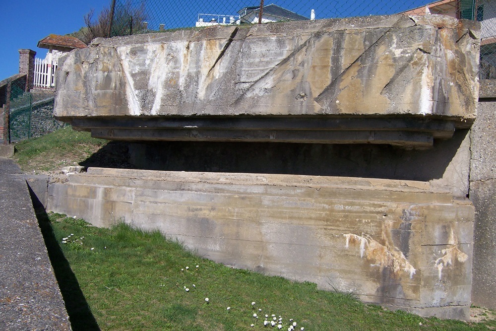 German Observation Bunker Plage de Puys #1