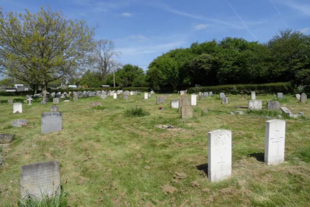 Commonwealth War Graves St. Mary New Churchyard #1