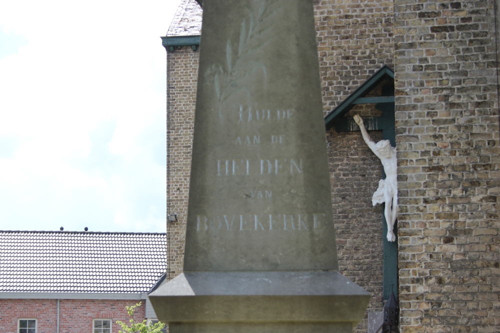 Oorlogsmonument Bovekerke	 #3