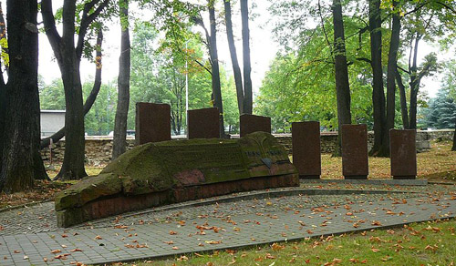 Monument Slachtoffers Concentratiekampen #1