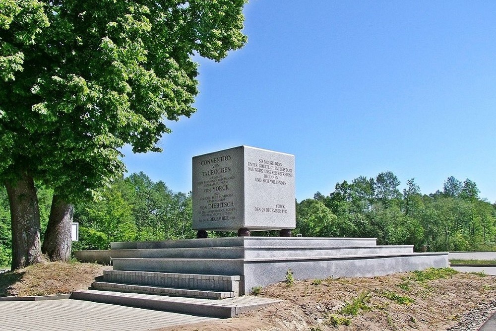 Monument Conventie Van Taurag #1