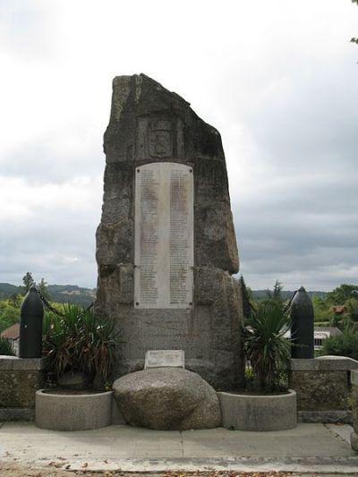 Oorlogsmonument Nontron #1