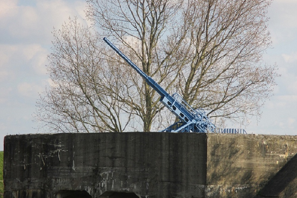 M.F.B. Termunten - Bunker with Gun Emplacement 12,8 cm Flak #3