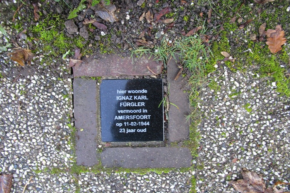 Memorial Stone Kapelweg 98 #1