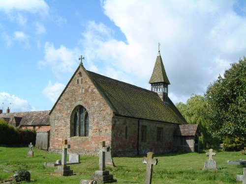 Commonwealth War Graves St. Michael and All Angels Churchyard #1