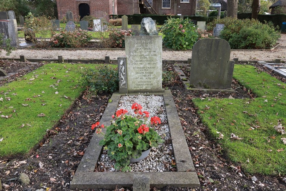 Dutch War Grave Municipal Cemetery Wijdenes #1