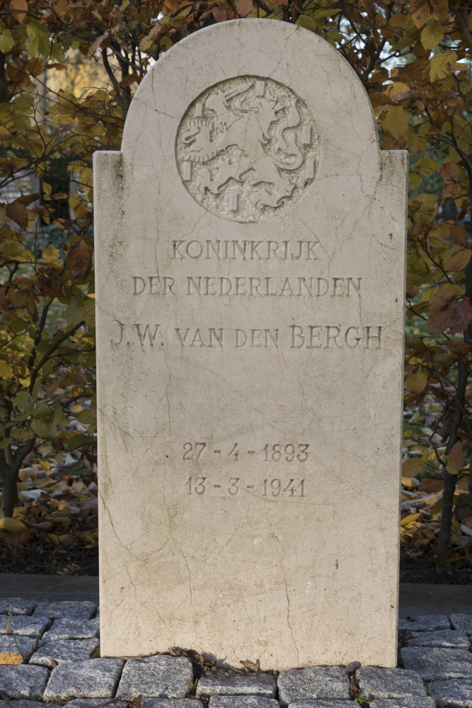 Dutch War Graves General Cemetery Schoonhoven #3
