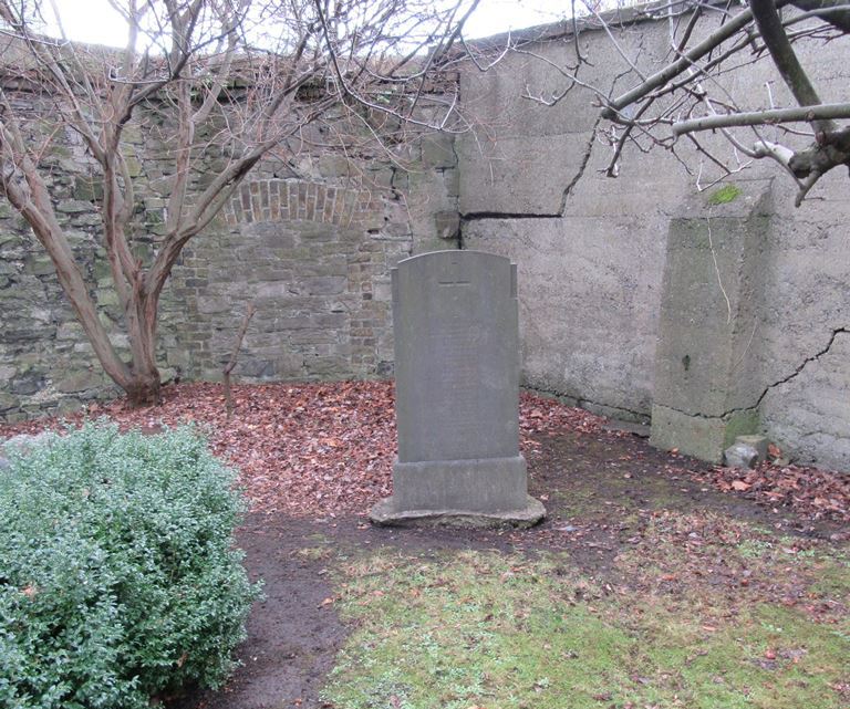 Commonwealth War Graves Eastern Health Board Offices Grounds